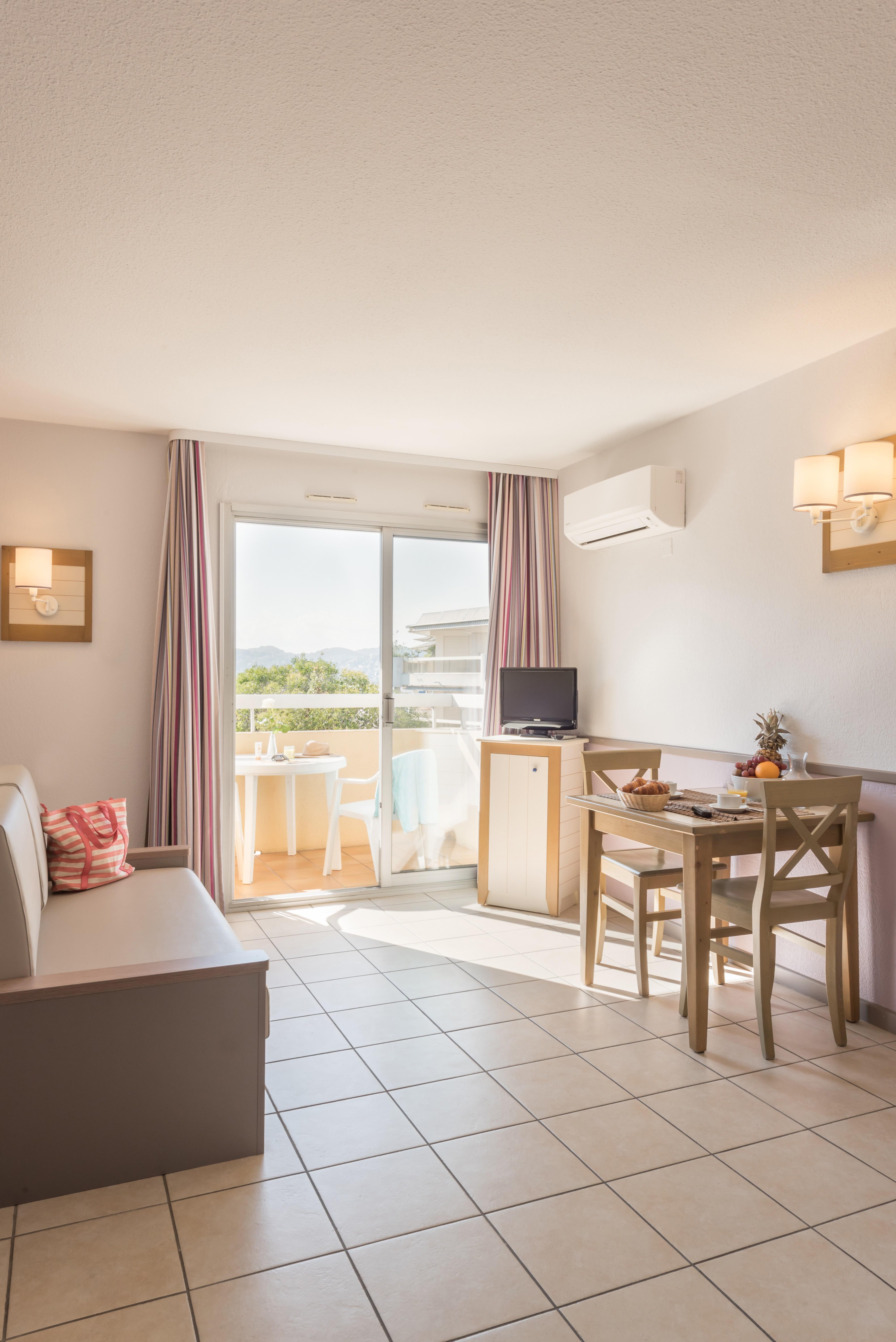 Residence Pierre & Vacances La Rostagne Ζουάν λε Πιν Εξωτερικό φωτογραφία