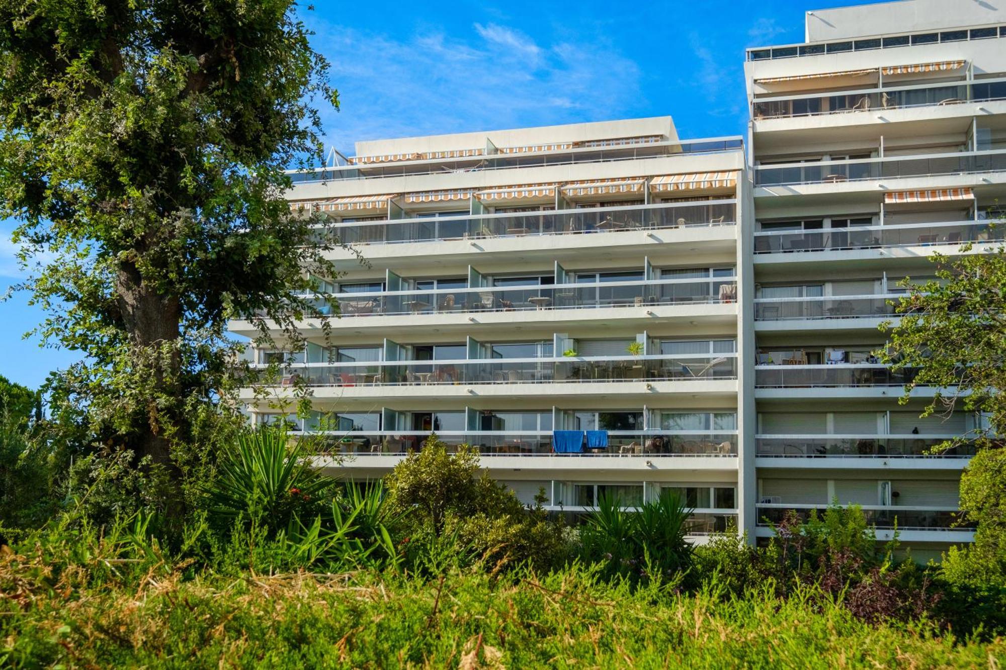 Residence Pierre & Vacances La Rostagne Ζουάν λε Πιν Εξωτερικό φωτογραφία